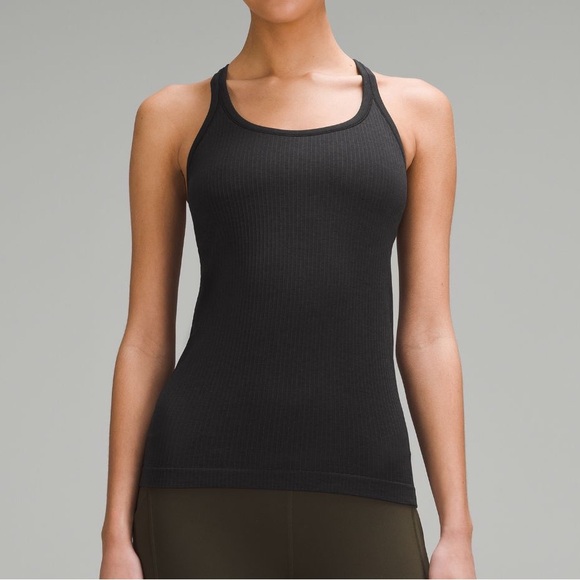 lululemon athletica Tops - Lululemon Women's Ebb to Street Tank Top Light Support Black SZ 6 Yoga